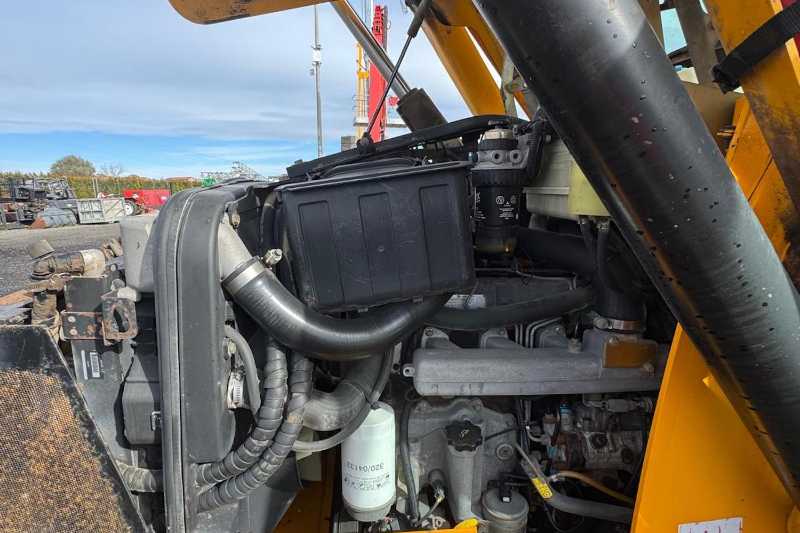 OmecoHub - Immagine JCB 4CX
